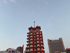 -喜鹊愉家酒店(郑州曼哈顿博览中心地铁站店)