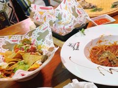 -Famous肥猫墨西哥音乐餐吧(五棵松华熙LIVE店)