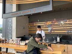 -星巴克臻选(成都环球乐天店)