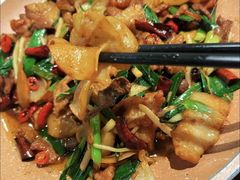 -祥云美食城(南强步行街店)