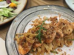 南洋大虾龙利鱼宽面-HELLO 27 意面·沙拉·帕尼尼