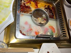 -洪焱重庆老火锅(万福花园店)