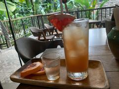 西柚龙蒿茶-植物园哈利亚餐厅