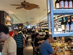 -大头虾越式风味餐厅(光明广场店)