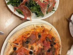 -城市大道红炉披萨烘焙坊