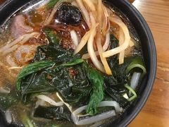 -丽虹云南过桥米线(兴工街店)
