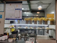 -周家大连水饺(美专校街店)