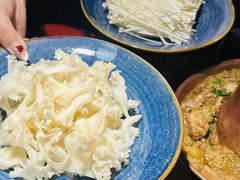 -雀舞云南菜(天津天河城购物中心店)