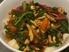 韭菜炒肉拌转百刀-日上三甘(三里屯店)