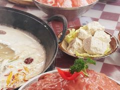 -赵美丽·重庆社区火锅·直营店(火车东站·中豪国际店)