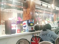 -皇品世家牛排(七一路店)