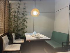 卡座-德林酸菜鱼火锅(南丹店)