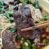 这家的牛肉实惠且大坨
