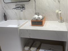 -雲宜贵宾舍酒店(深圳龙东地铁站店)