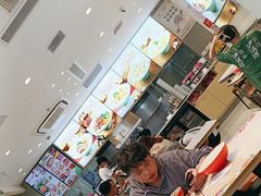 -小杨生煎(金山百联购物中心3楼店)