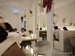 -春树下·树屋花房西餐厅(罍街AS1980店)