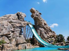 -七彩云南欢乐世界