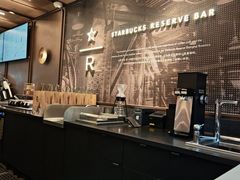 -星巴克臻选(上海今潮8弄店)