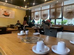 大堂-喇喇排骨火锅·传统韩式脊骨汤(望京西园总店)
