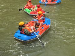 -江南大峡谷军事漂流