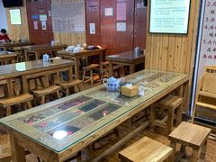 大堂-陇上全荟兰州传统牛肉面(延吉路店)