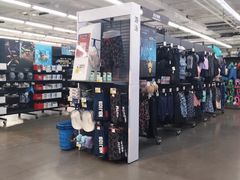 -迪卡侬(苗岭路店)