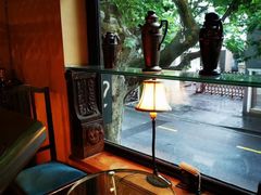 靠窗位-古董花园(思南路42弄小区店)