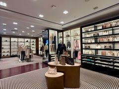 -王府井奥莱临潼小镇(临潼店)