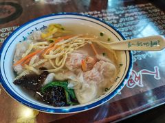 -长人馄饨铺(解放街店)