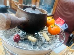-两棵枇杷树