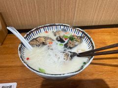 -鲜越鲜鱼粉(财富购物中心店)