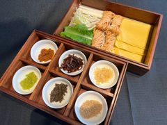 沂蒙山煎饼-鲁采LU STYLE(新天地店)