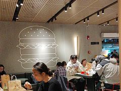 -麦当劳(中山公园龙之梦店)