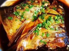 扒烧鱼头-冶春茶社(太和广场店)