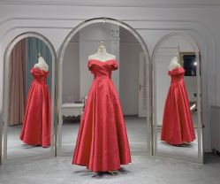 -欣薇婚纱(新源乐汇城店)