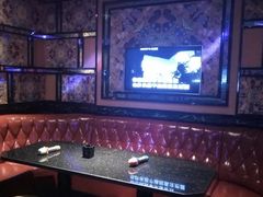 -欢乐迪KTV(南坪上海城店)