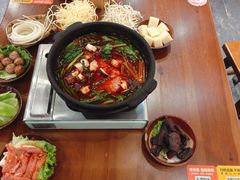 -黔有有贵州酸汤夺夺粉火锅(五味十字店)