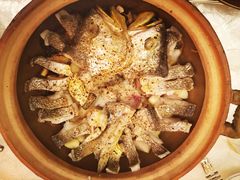 砂锅焗东海大黄鱼-人间采蜜(海信广场店)