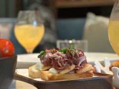 -TOT BISTRO餐酒馆