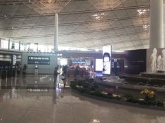 -日上免税店(三径路t3店)