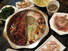 -仁虎老火锅(黄泥磅店)