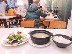大堂-九久大过桥米线(太古里店)