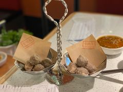 牛肉双丸子拼盘-左庭右院鲜牛肉火锅(苏州园区永旺店)