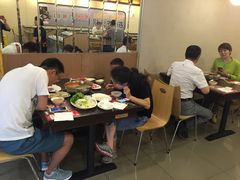 -呷哺呷哺(普陀乐购真北店)