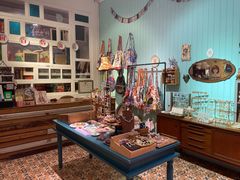 -恋物百货商店(华侨城店)