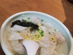 招牌鲜虾小馄饨-苏小柳手作点心(控江旭辉分院)