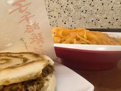 -子午路张记肉夹馍(小寨西路店)