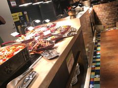 自助取餐区-亚马逊环球美食百汇(新城吾悦广场店)