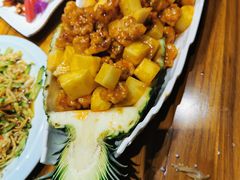 菠萝咕咾肉-小胖私厨状元宴·东北私房菜馆