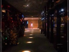 -碧涛阁·泡泡海洋·汤泉洗浴(王府花园店)